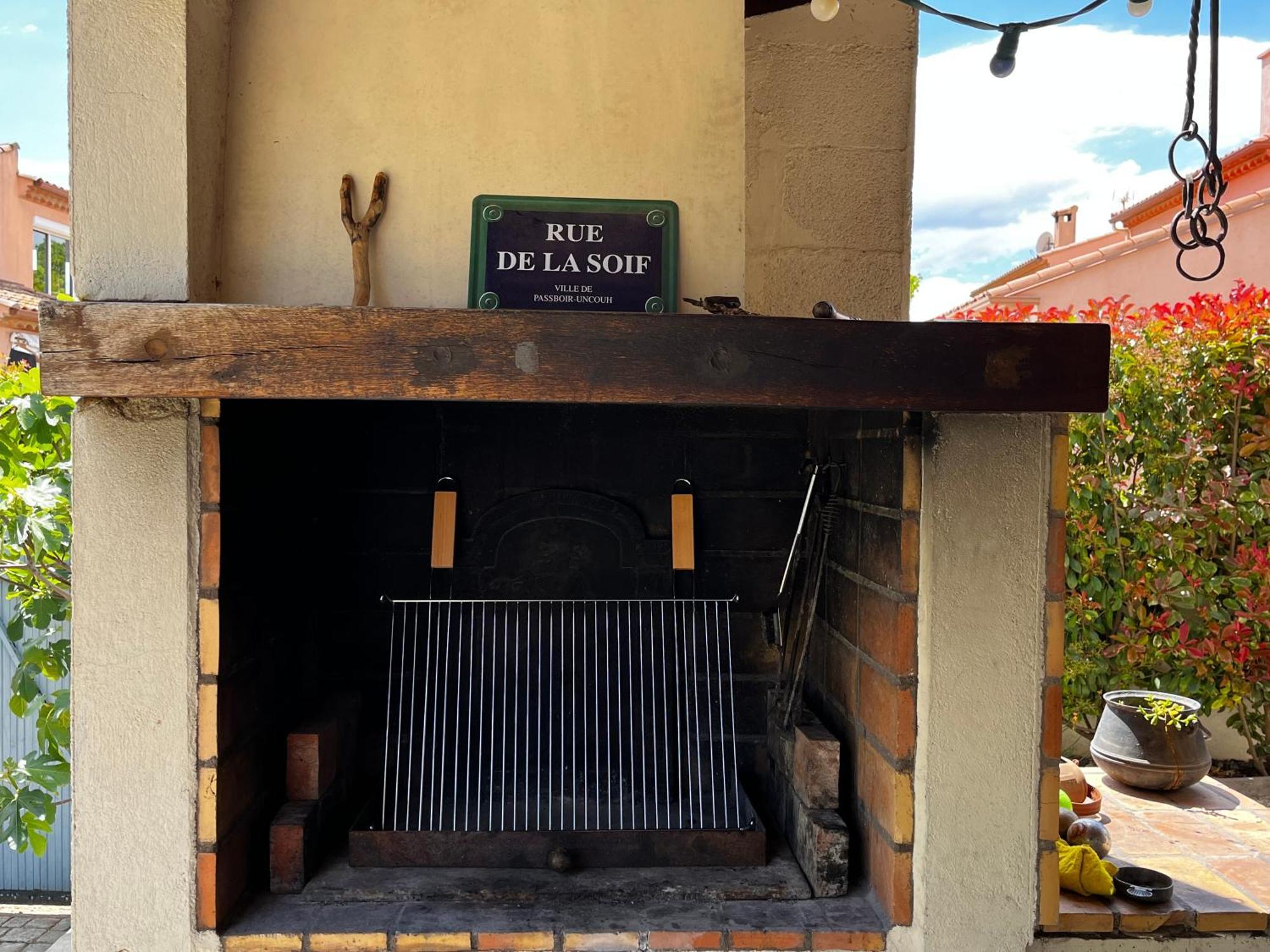 La Maison Brennus , Piscine, 15 Min Des Plages Béziers Extérieur photo